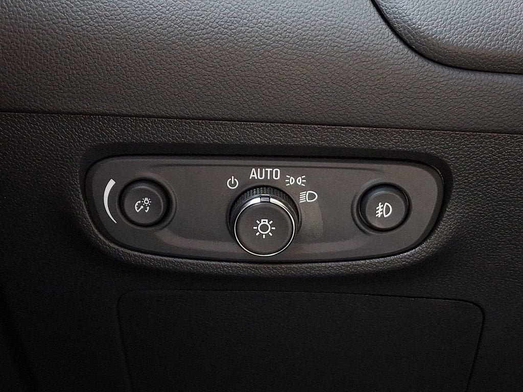 Certified 2023 Buick Encore GX Select w/ Sport Touring Package image 28