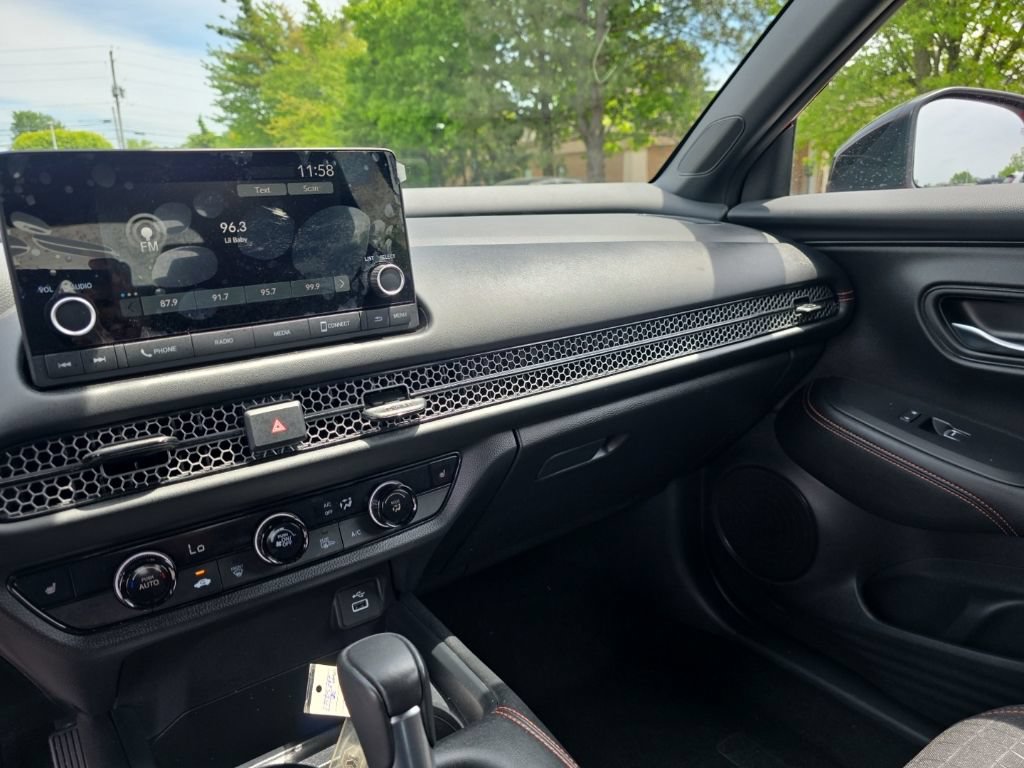 Certified 2024 Honda HR-V Sport image 17