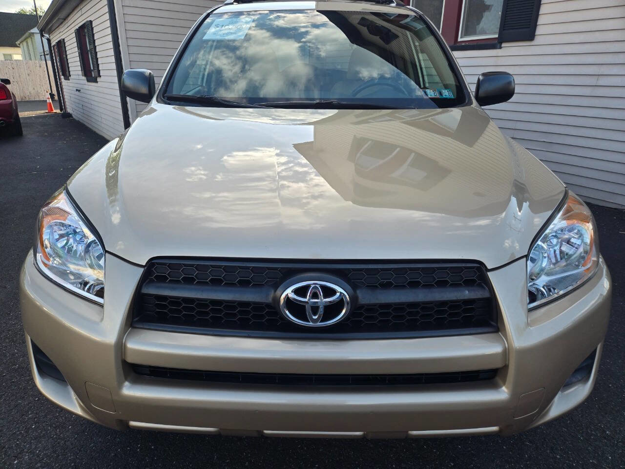 Used 2011 Toyota RAV4 4WD w/ Base L4 Extra Value Pkg image 3