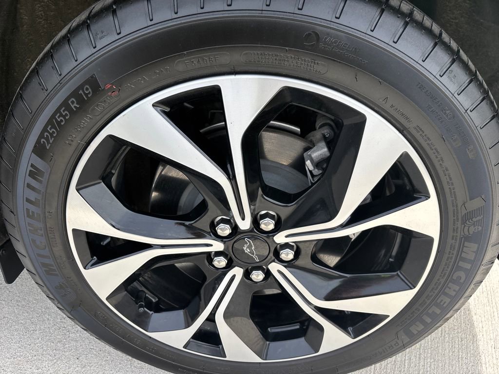 Used 2025 Ford Mustang Mach-E Select w/ Comfort Package Lite AWD/4WD image 16