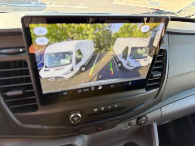 New 2027 Ford Transit 250 148 Medium Roof w/ Load Area Protection Package RWD image 17