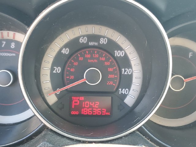 Used 2011 Kia Forte EX FWD image 15