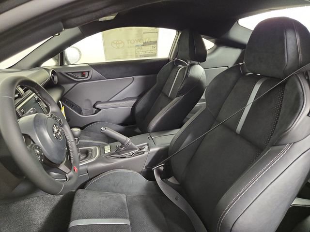New 2025 Toyota GR86 Premium image 12