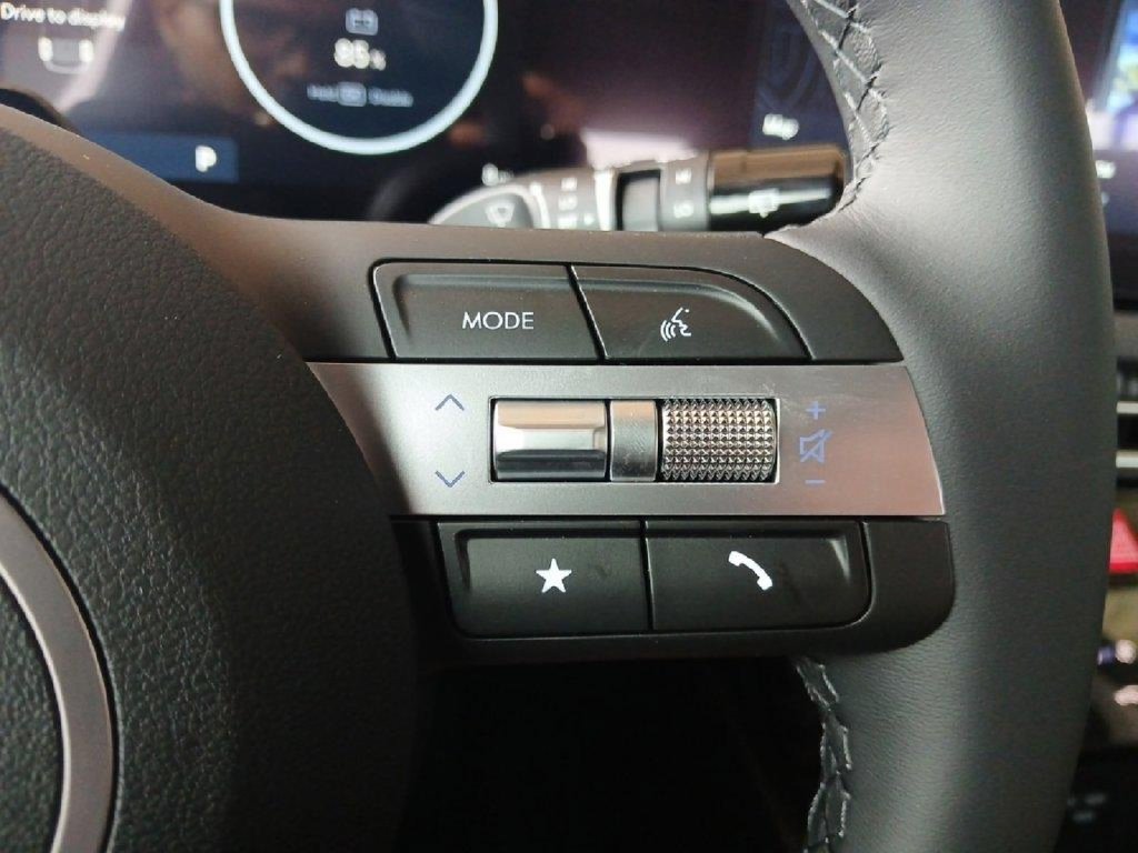 New 2026 Hyundai Tucson SEL FWD image 18