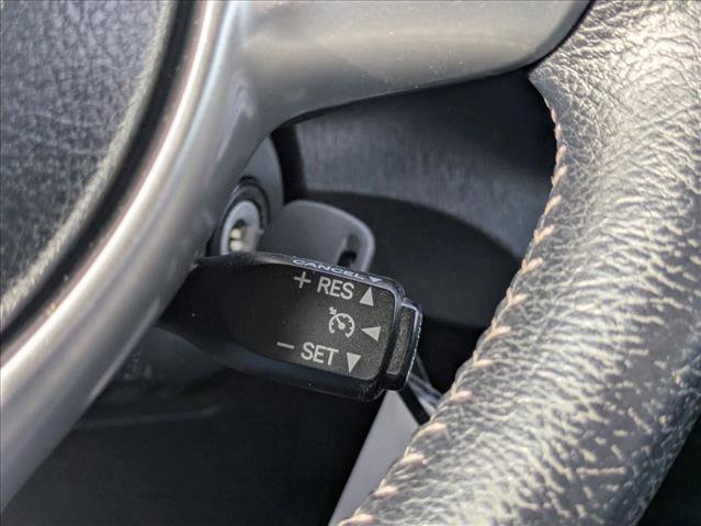 Used 2014 Toyota Yaris SE image 14