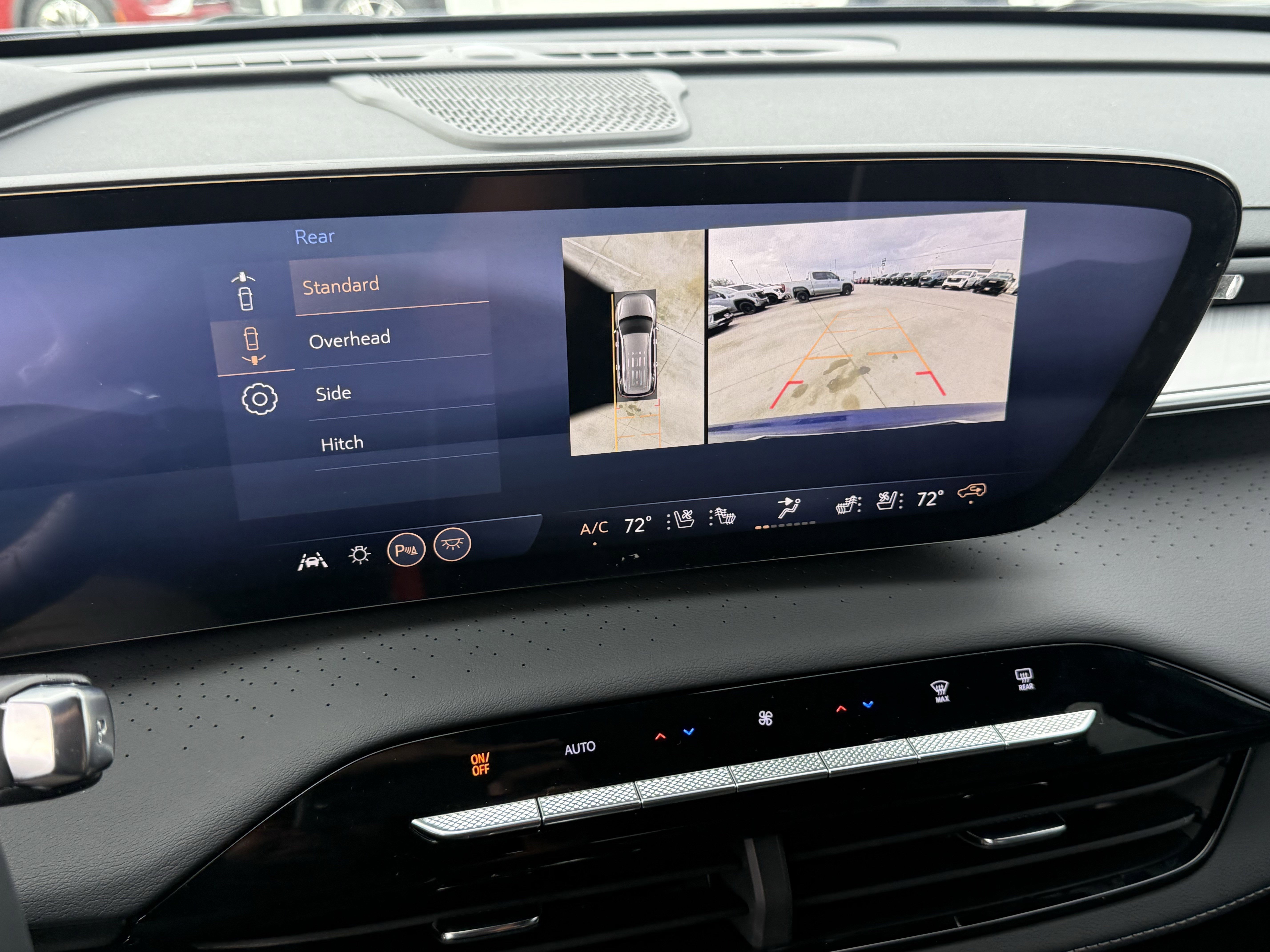 New 2026 Buick Enclave Avenir w/ Super Cruise Package FWD image 16