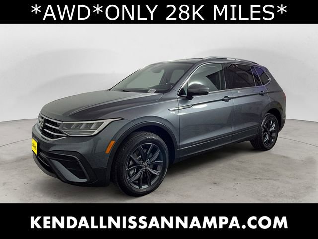 Used 2023 Volkswagen Tiguan SE image 1