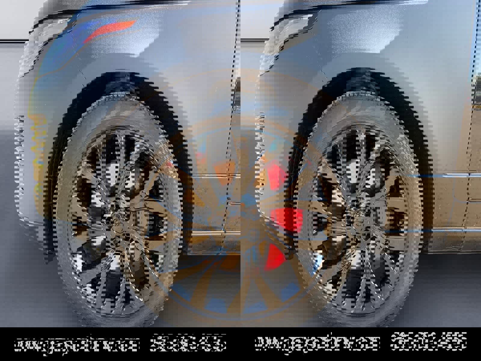 Used 2019 Land Rover Range Rover HSE image 9