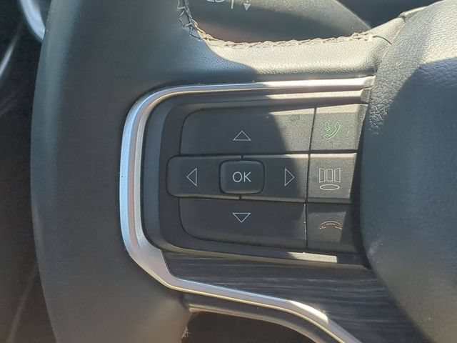 Used 2024 Jeep Wagoneer Series II w/ Flexible Seating Group AWD/4WD image 21