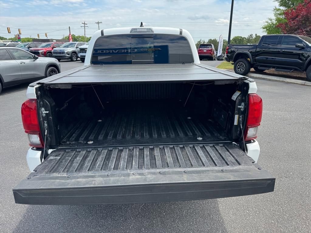 Used 2023 Toyota Tacoma SR5 w/ Technology Package AWD/4WD image 10