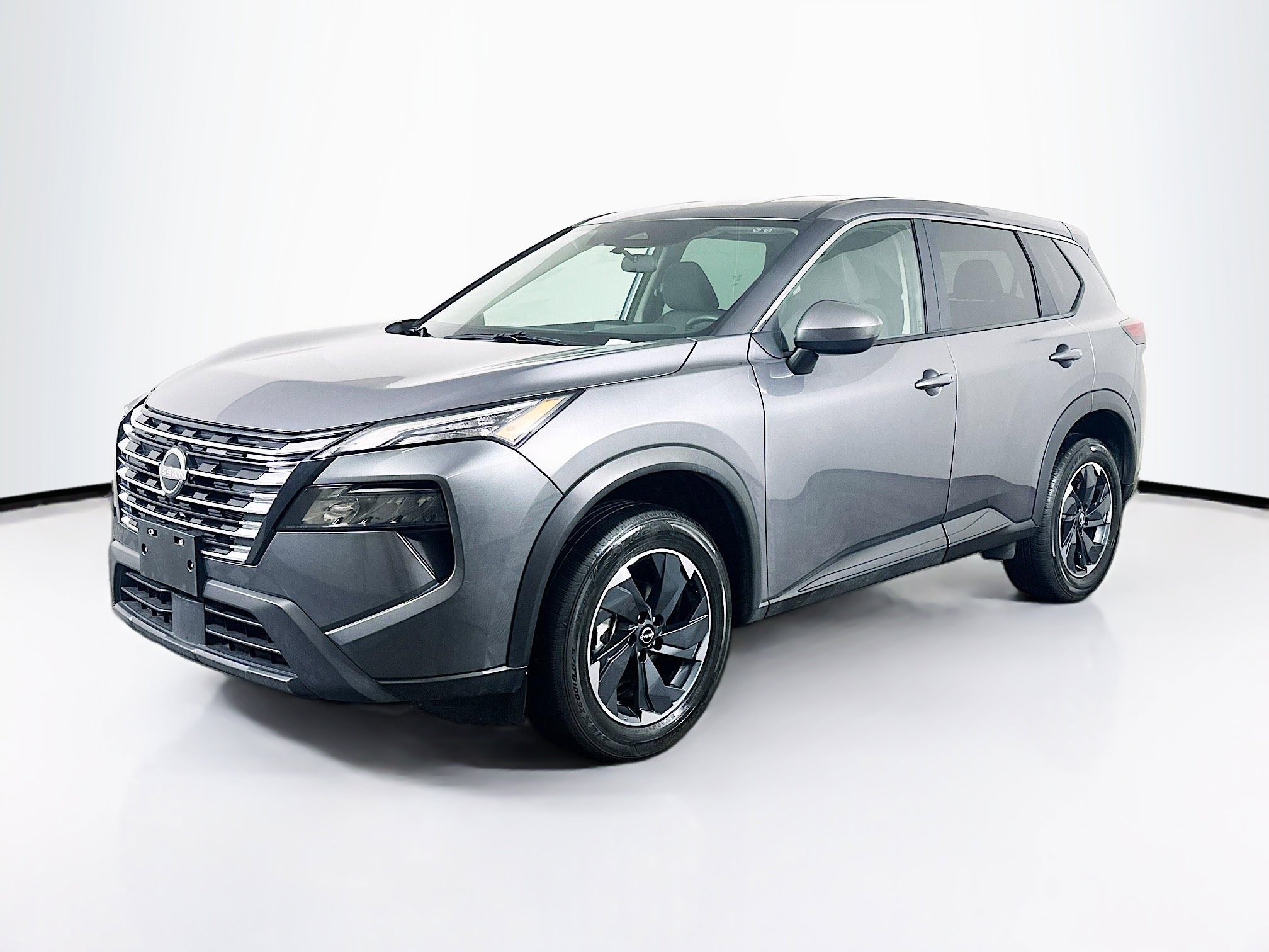 Used 2025 Nissan Rogue SV FWD image 3