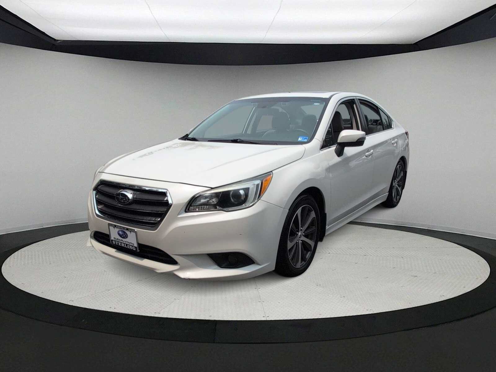 Used 2015 Subaru Legacy 2.5i Limited AWD/4WD image 4