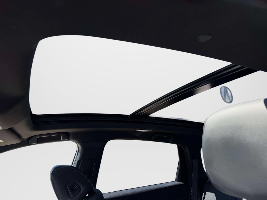 Certified 2025 Acura RDX SH-AWD image 18