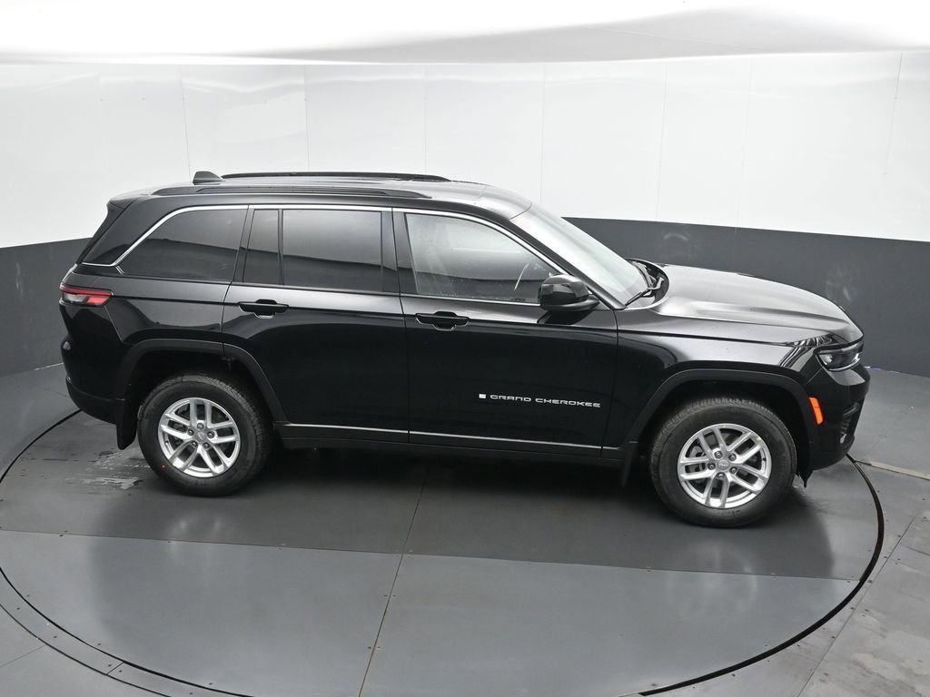 New 2026 Jeep Grand Cherokee Laredo X AWD/4WD image 38