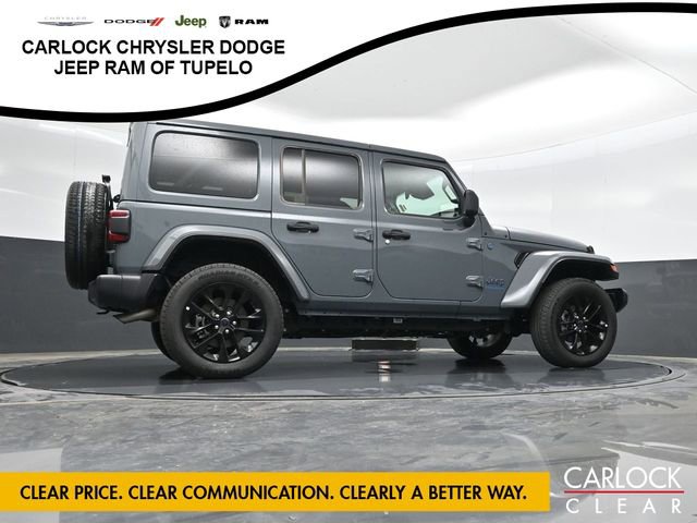 Used 2025 Jeep Wrangler Sahara w/ Safety Group image 34