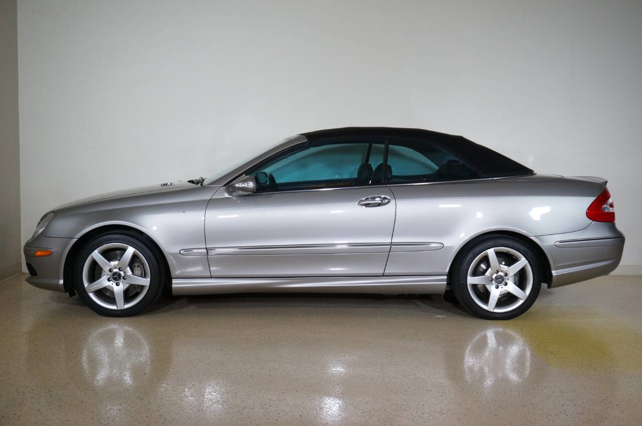 Used 2005 Mercedes-Benz CLK 500 Cabriolet image 4