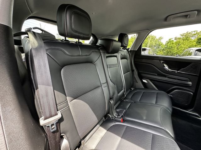 Certified 2022 Lincoln Corsair AWD w/ Equipment Group 101A image 37