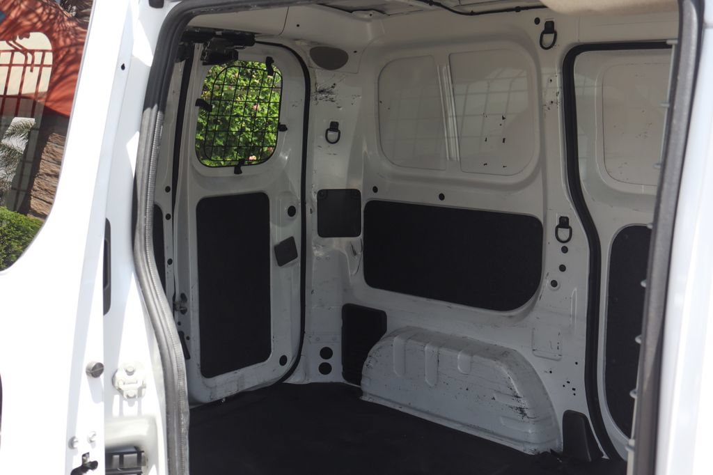 Used 2020 Nissan NV200 SV w/ Sliding Glass Door Package FWD image 13