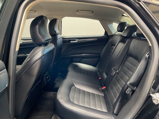 Used 2018 Ford Fusion Energi SE FWD image 19