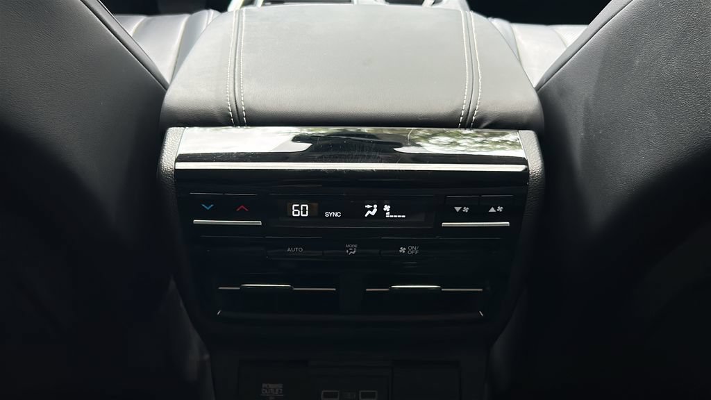 Used 2022 Acura MDX w/ Technology Package FWD image 18