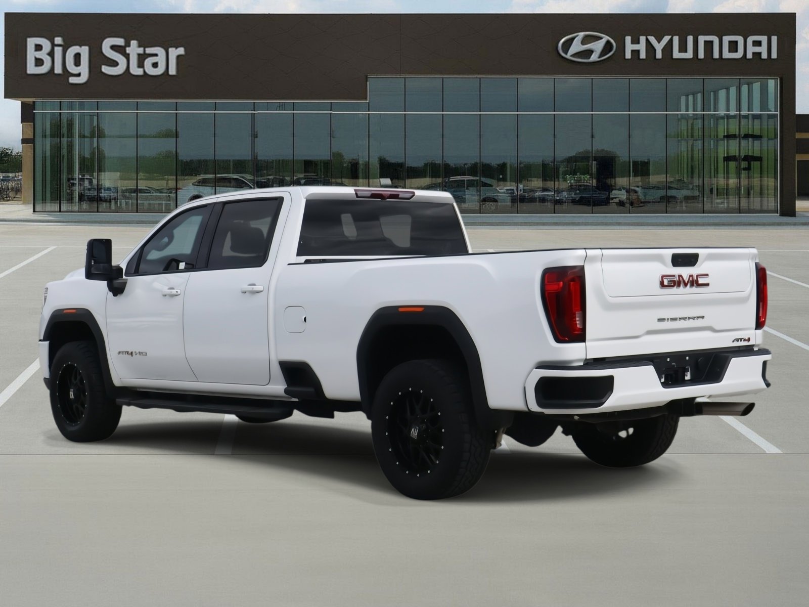 Used 2023 GMC Sierra 3500 AT4 w/ Gooseneck/5TH Wheel Package image 3