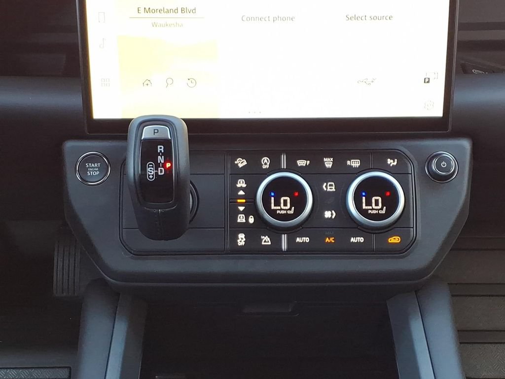 New 2026 Land Rover Defender 110 X-Dynamic SE AWD/4WD image 20