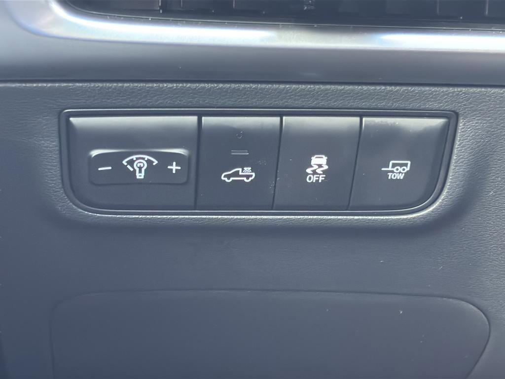 Certified 2026 Hyundai Santa Cruz Limited image 34