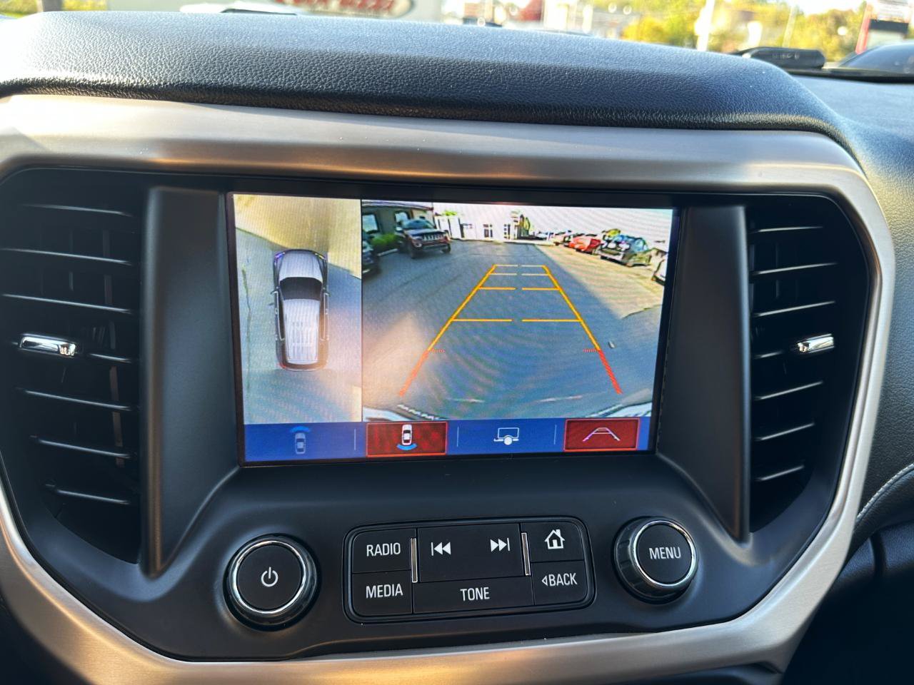 Used 2018 GMC Acadia Denali w/ Technology Package AWD/4WD image 76