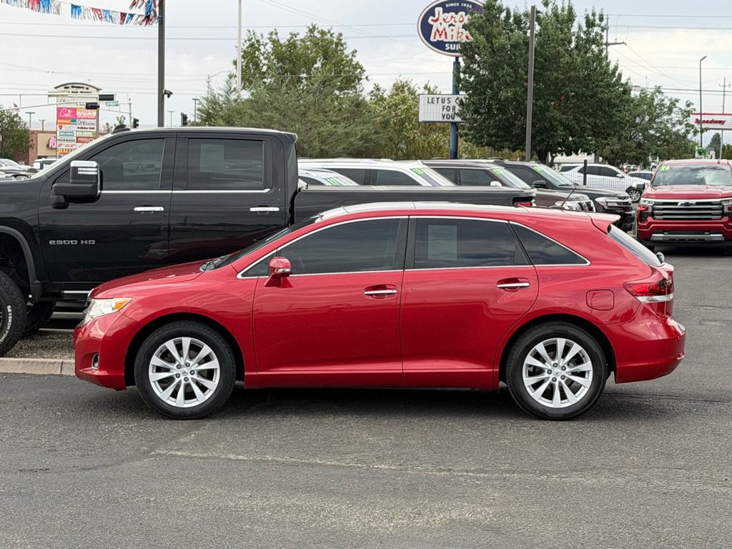 Used 2013 Toyota Venza XLE w/ XLE Premium Pkg FWD image 2