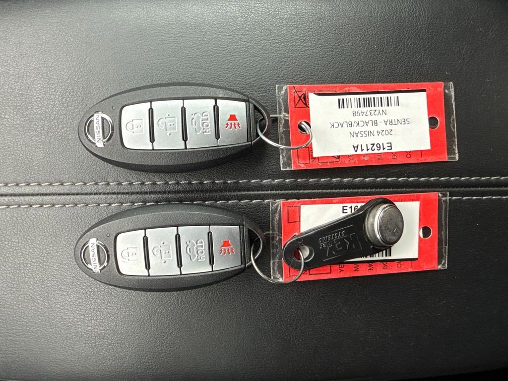 Used 2022 Nissan Sentra S FWD image 4