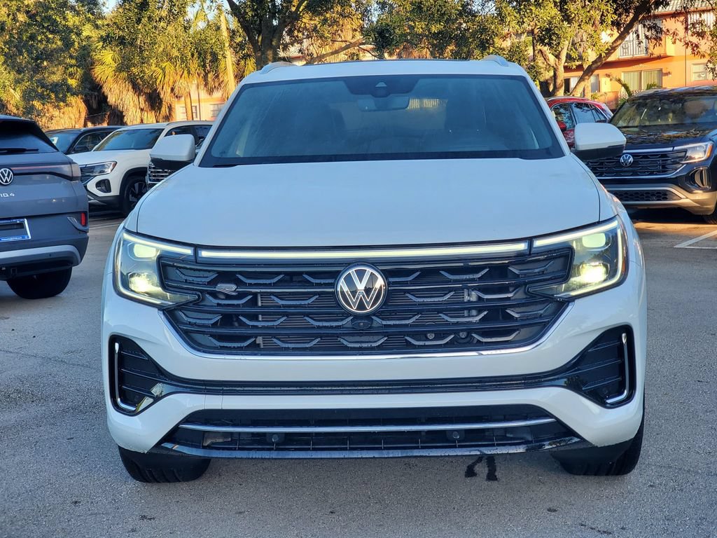 New 2026 Volkswagen Atlas Cross Sport SEL Premium R-Line AWD/4WD image 2