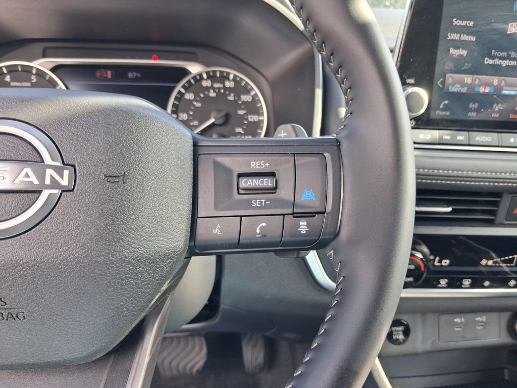 Used 2026 Nissan Rogue SV FWD image 25