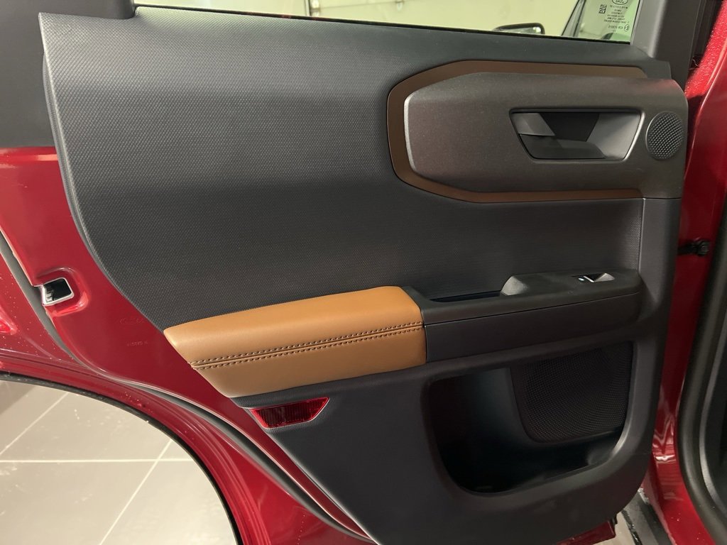 New 2025 Ford Bronco Sport Outer Banks w/ Outer Banks Tech Package+ image 34