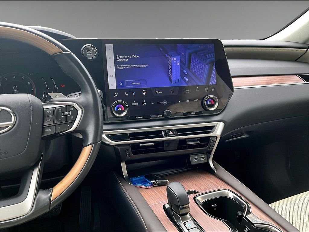 Used 2023 Lexus RX 350 Premium w/ Accessory Package AWD/4WD image 18