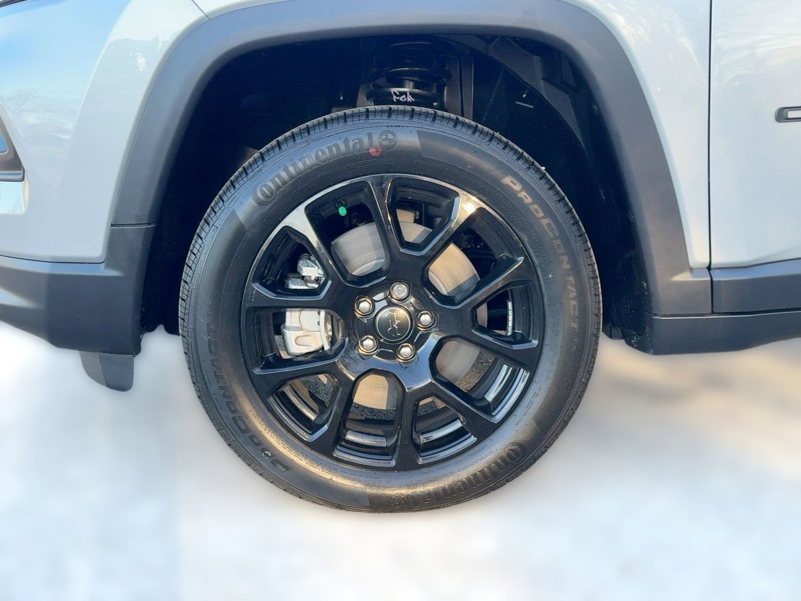 New 2026 Jeep Compass Latitude image 11