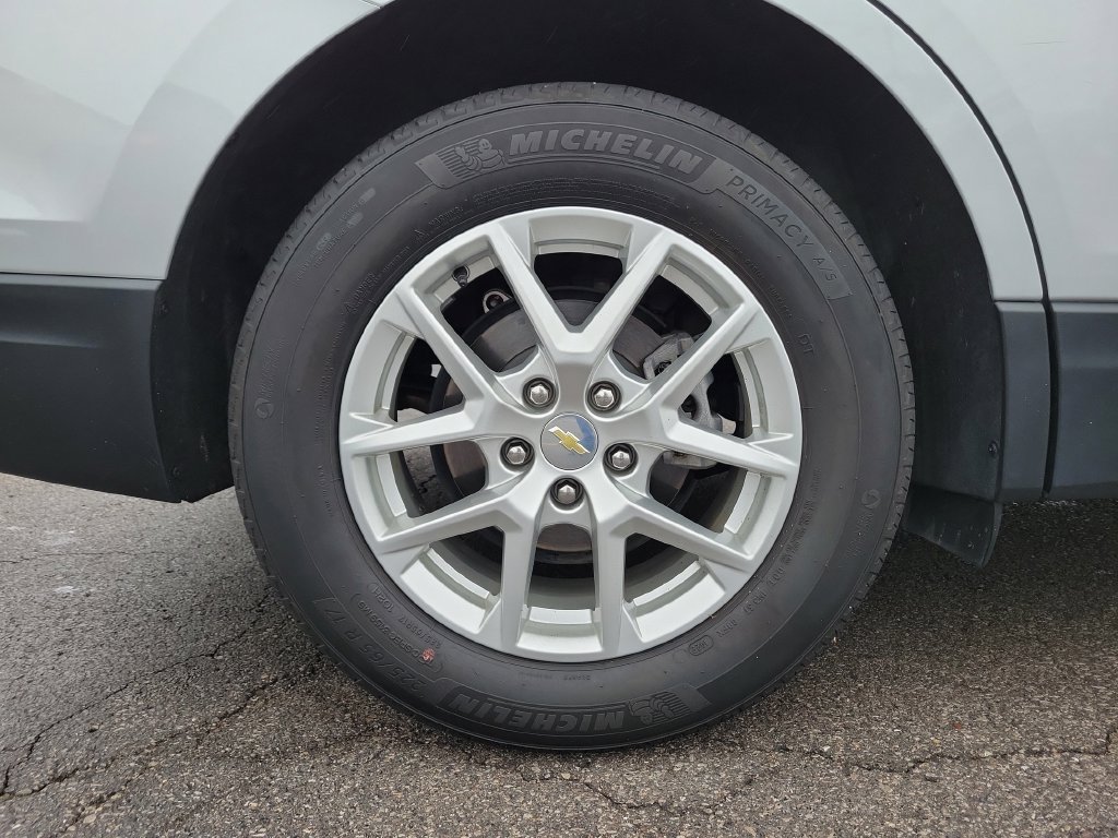Used 2022 Chevrolet Equinox LT FWD image 9