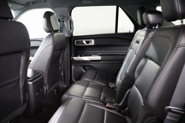 Used 2024 Ford Explorer XLT w/ Equipment Group 202A image 29