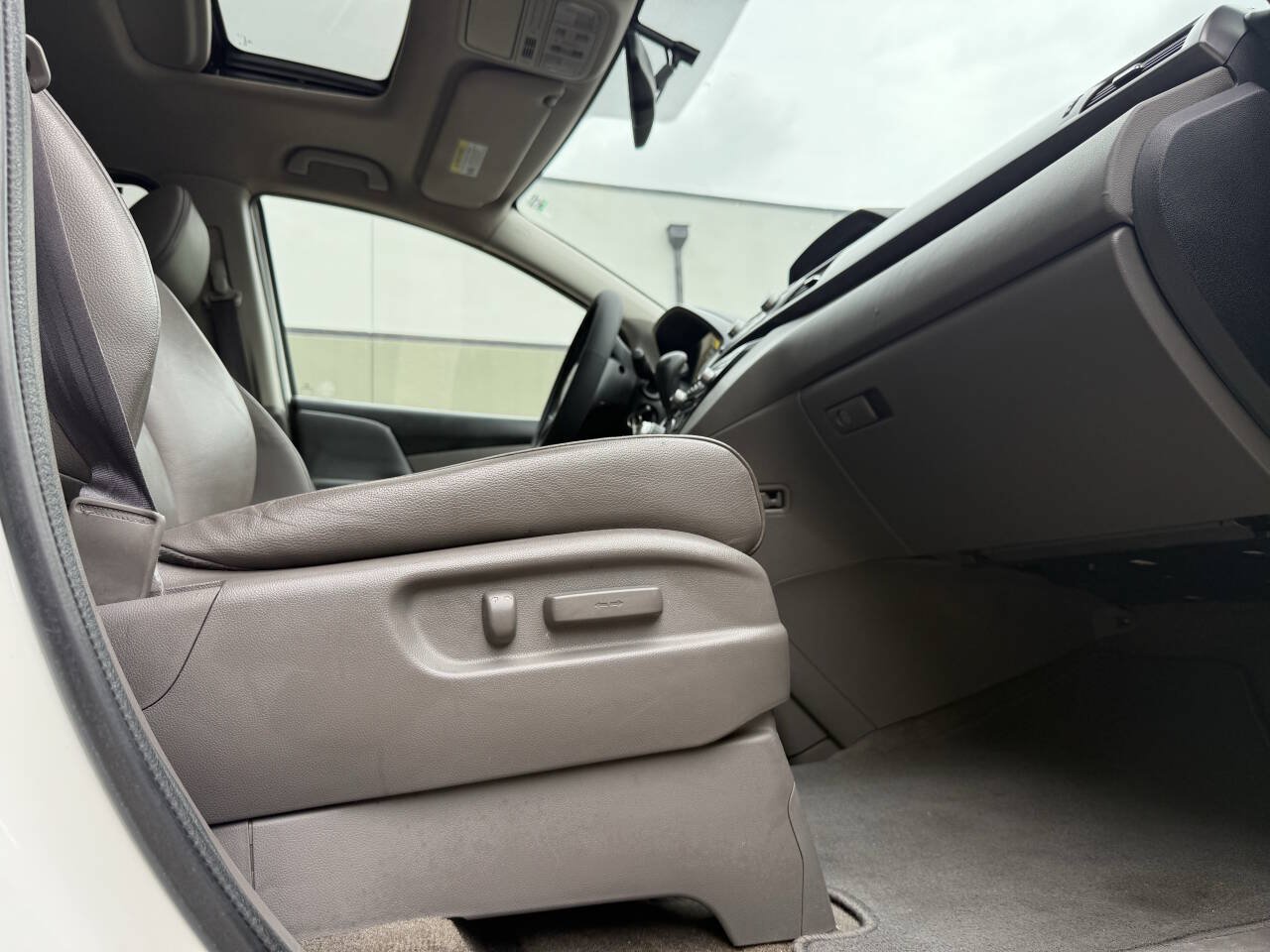 Used 2013 Honda Odyssey EX-L image 28