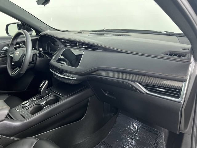 Certified 2022 Cadillac XT4 Sport AWD/4WD image 30