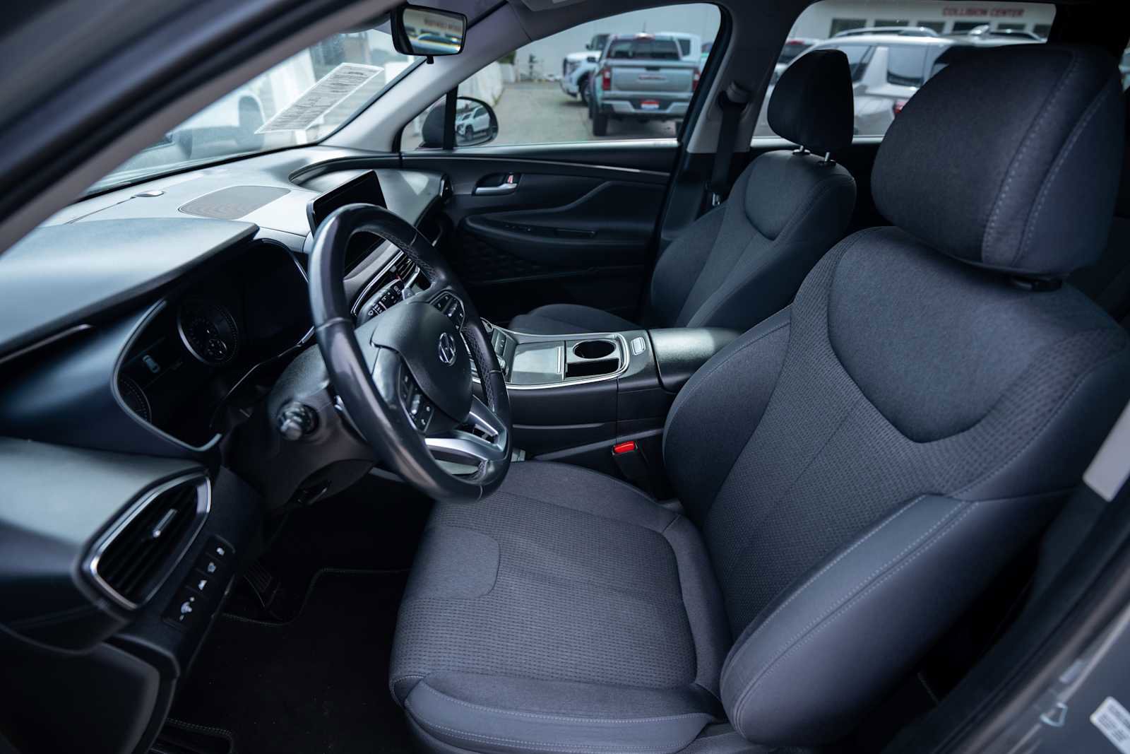 Used 2023 Hyundai Santa Fe SEL AWD/4WD image 10