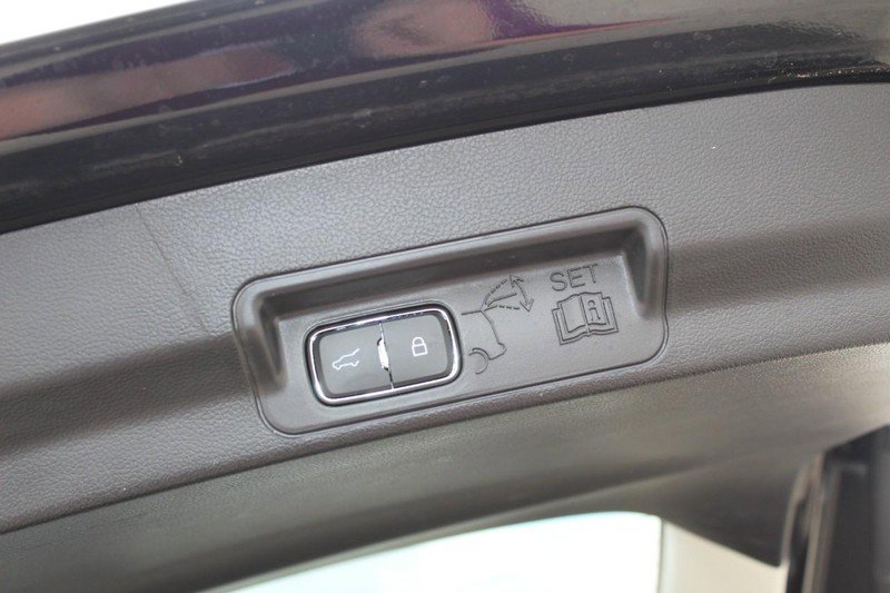 Used 2025 Ford Explorer Active w/ Active Comfort Package image 15