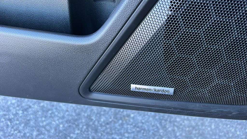 Used 2023 Subaru Outback Touring XT image 21