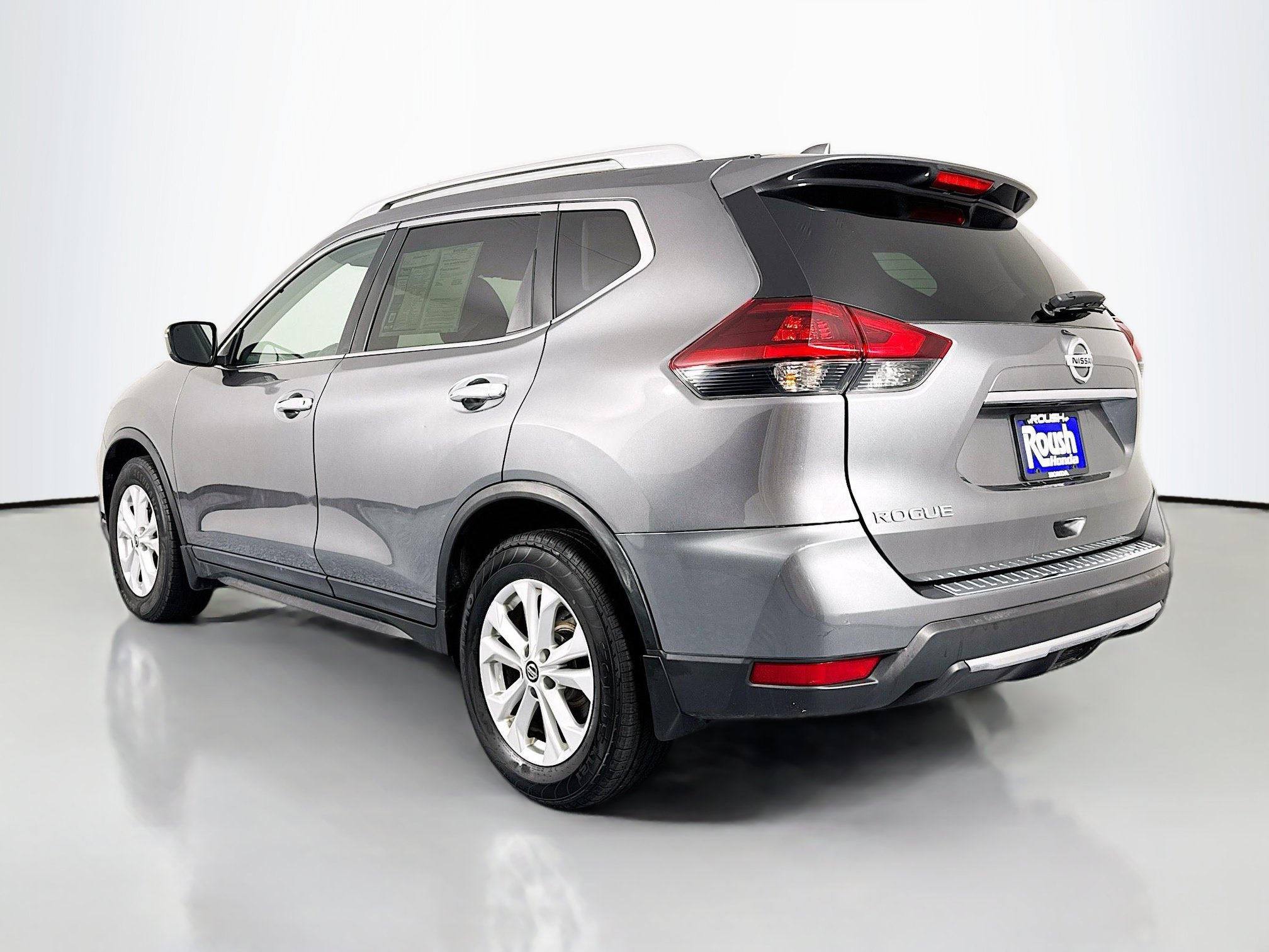 Used 2018 Nissan Rogue FWD image 7