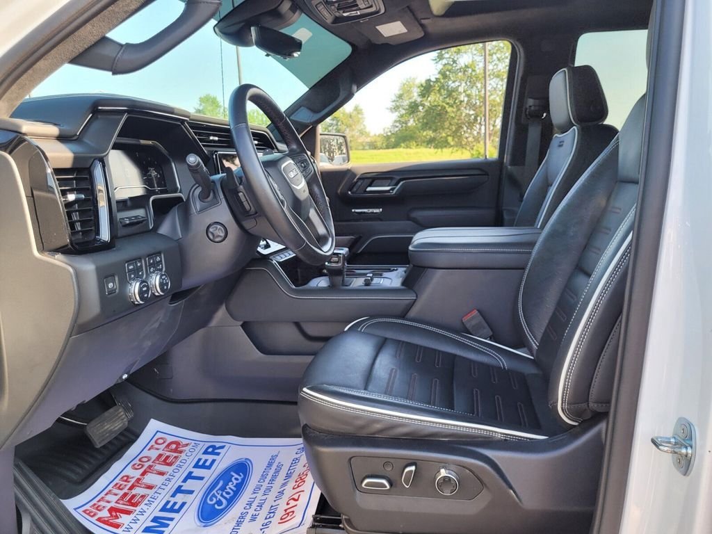 Used 2024 GMC Sierra 1500 AT4X AWD/4WD image 6