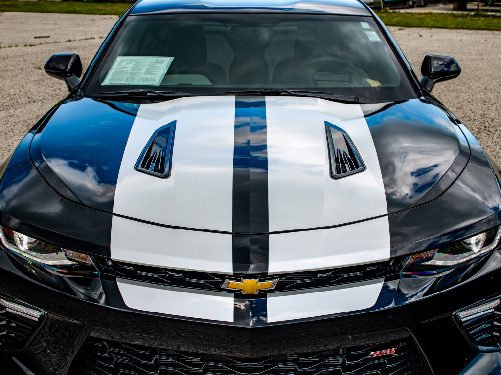 Used 2016 Chevrolet Camaro SS RWD image 12