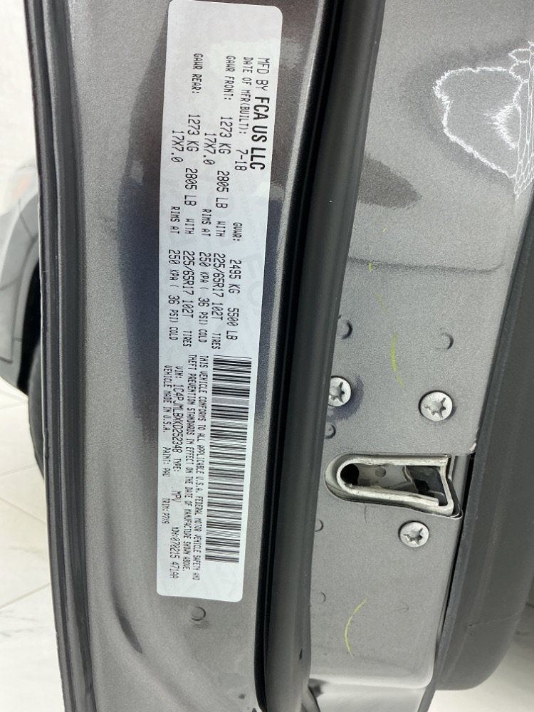 Used 2019 Jeep Cherokee Limited AWD/4WD image 50