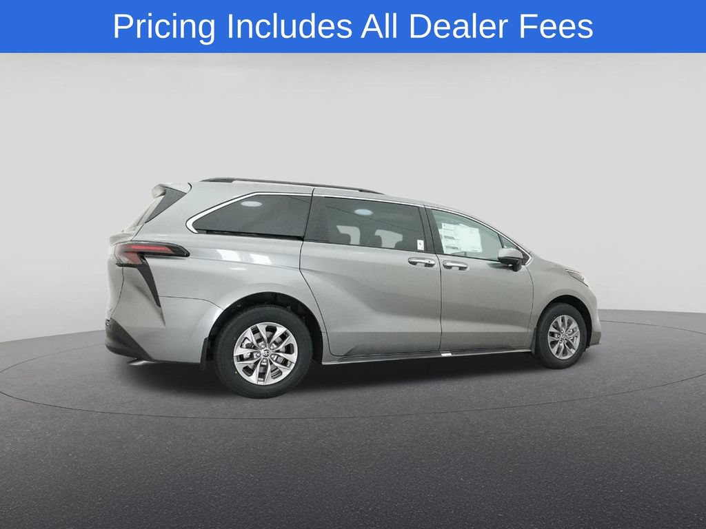 New 2026 Toyota Sienna XLE FWD image 26
