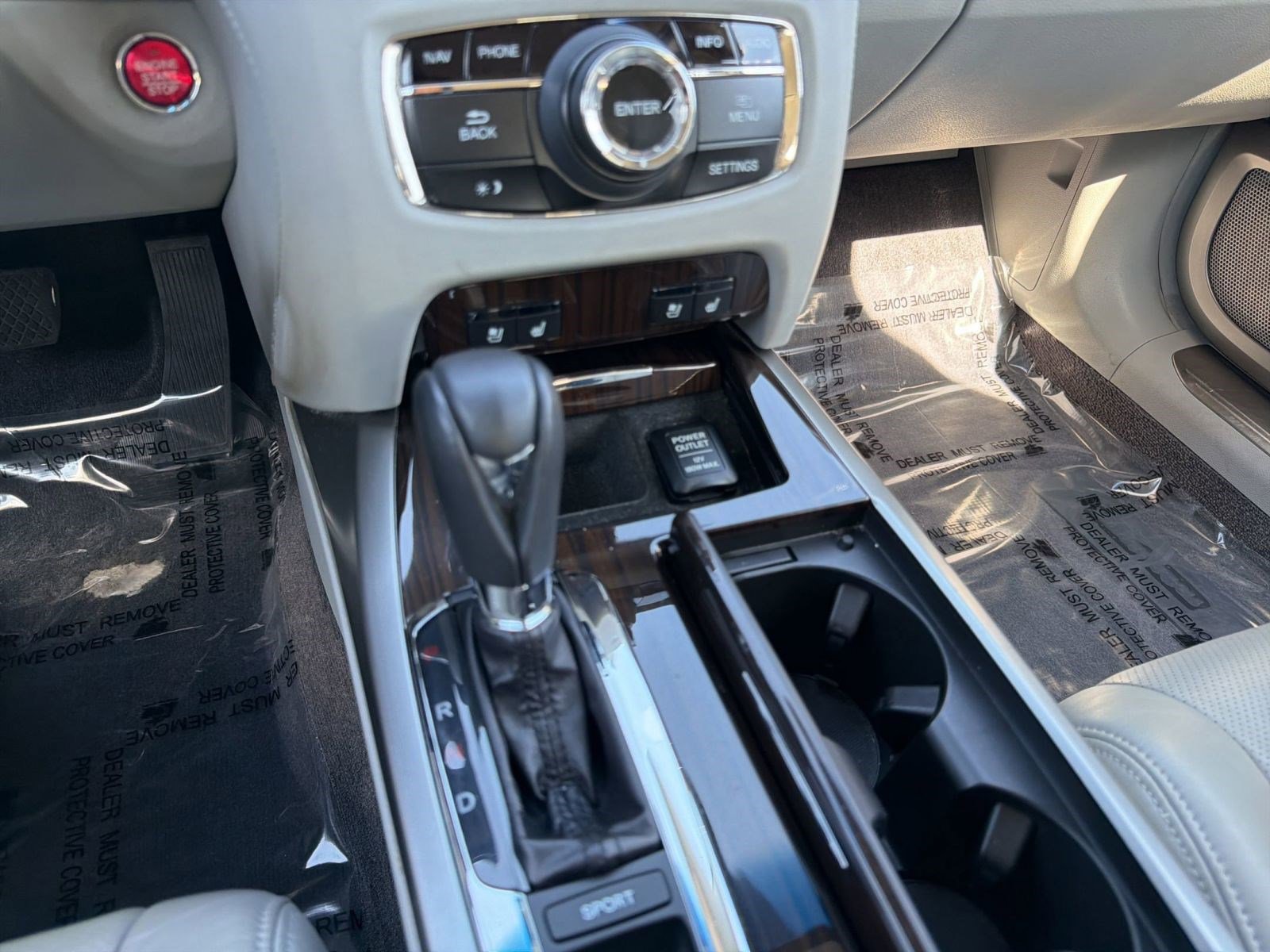 Used 2014 Acura RLX w/ Advance Package image 17