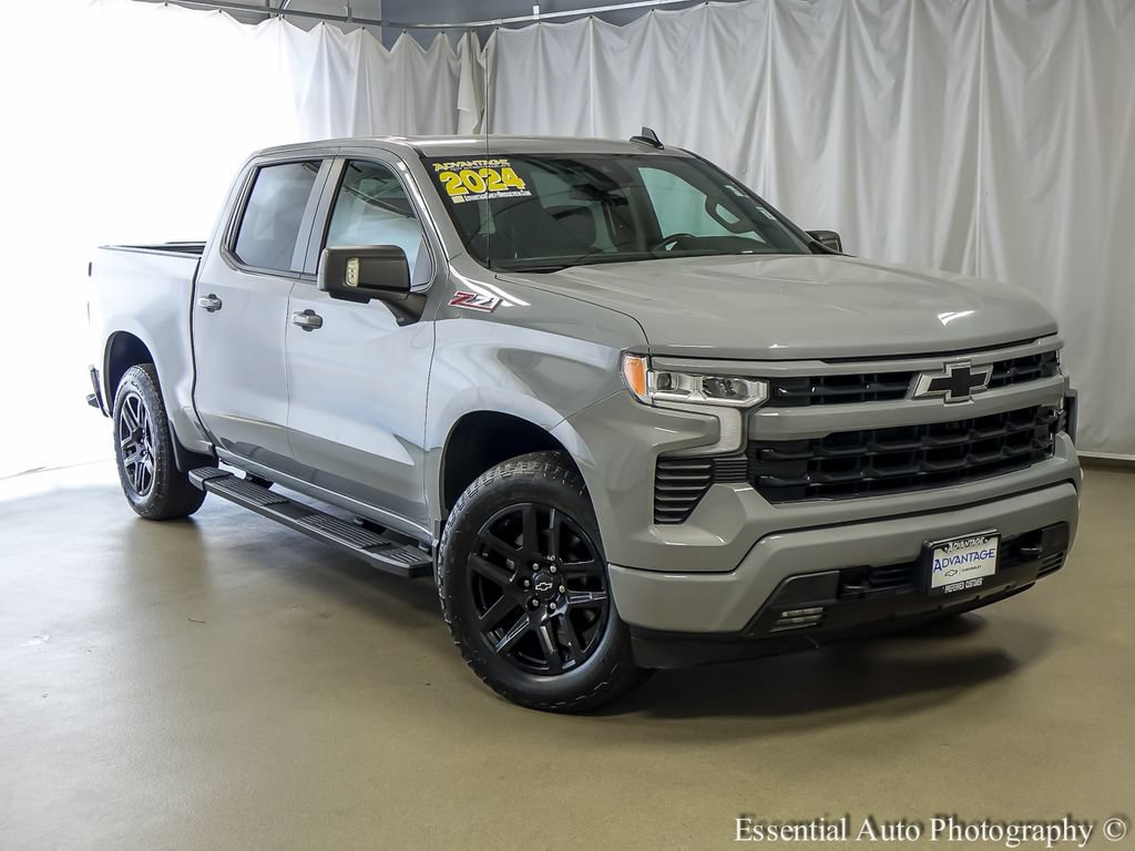 Used 2024 Chevrolet Silverado 1500 RST w/ Z71 Off-Road Package AWD/4WD image 2