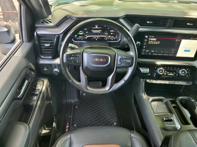 Used 2025 GMC Sierra 2500 AT4 AWD/4WD image 14